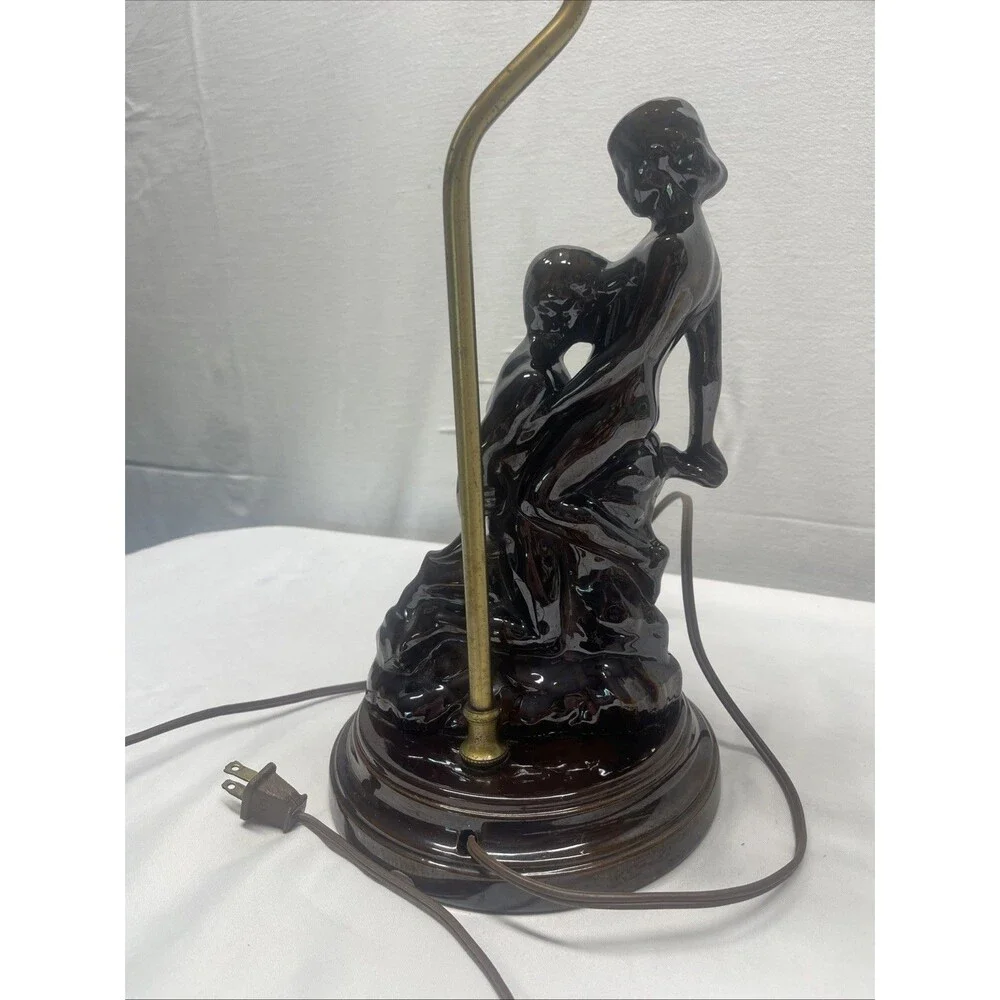 Vintage 1970s Art Deco Table Lamp Couple Embracing Brown 15.5